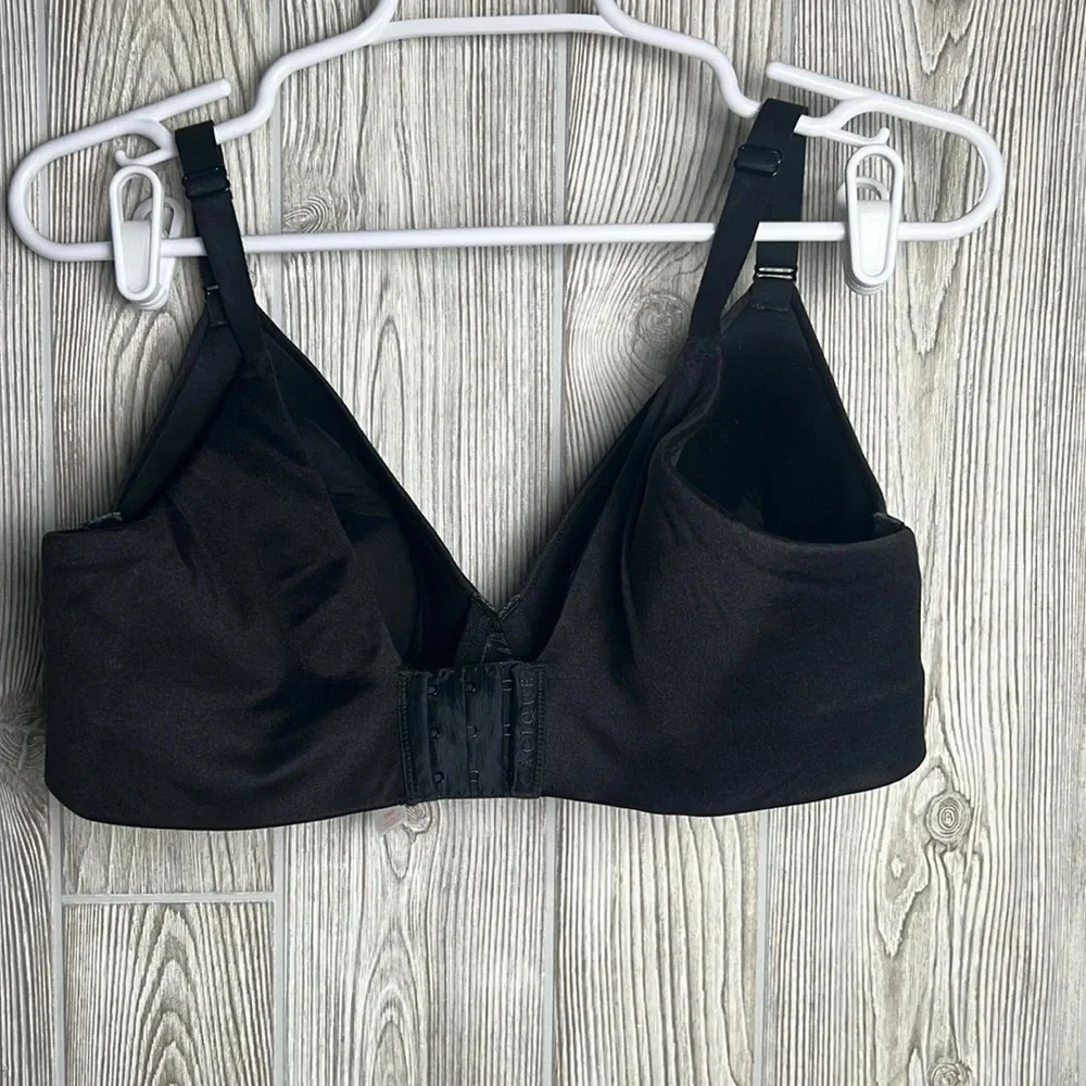Lane Bryant Cacique Lightly Lined Underwire Bra size 38D